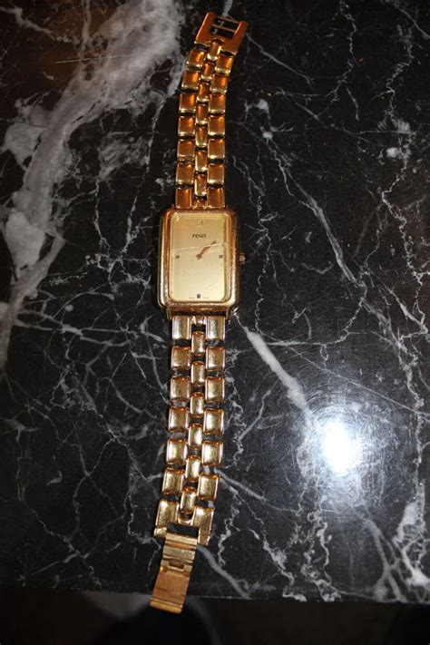 VINTAGE womens Fendi 550J watch gold plated as